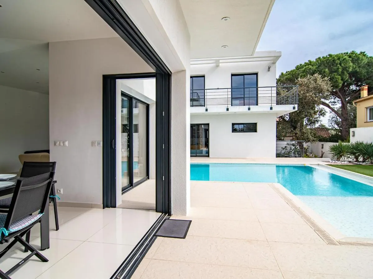 Holiday Home L'Oustaloun By Interhome Saint Aygulf